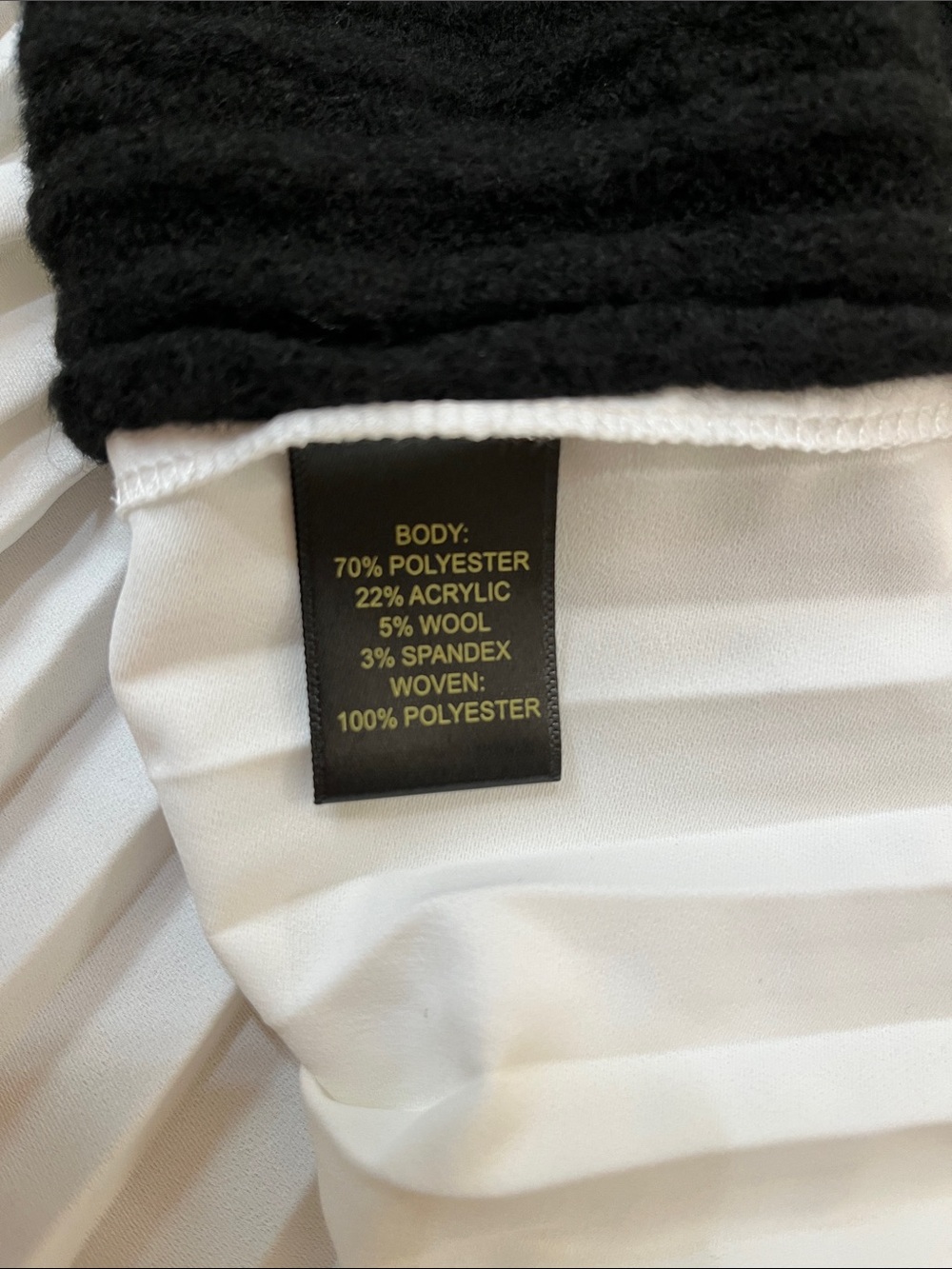 Brand New anthropologie house of Harlow 1960 sweater size M - Picture 8 of 8